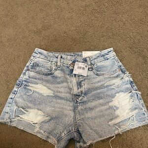 American Eagle Strigid Curvy Mom Short